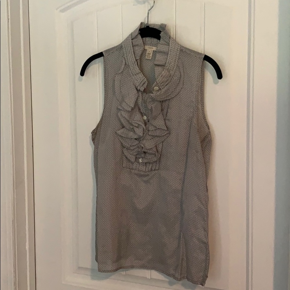 Cool Gray and White Pattern Top with Ruffle Collar
